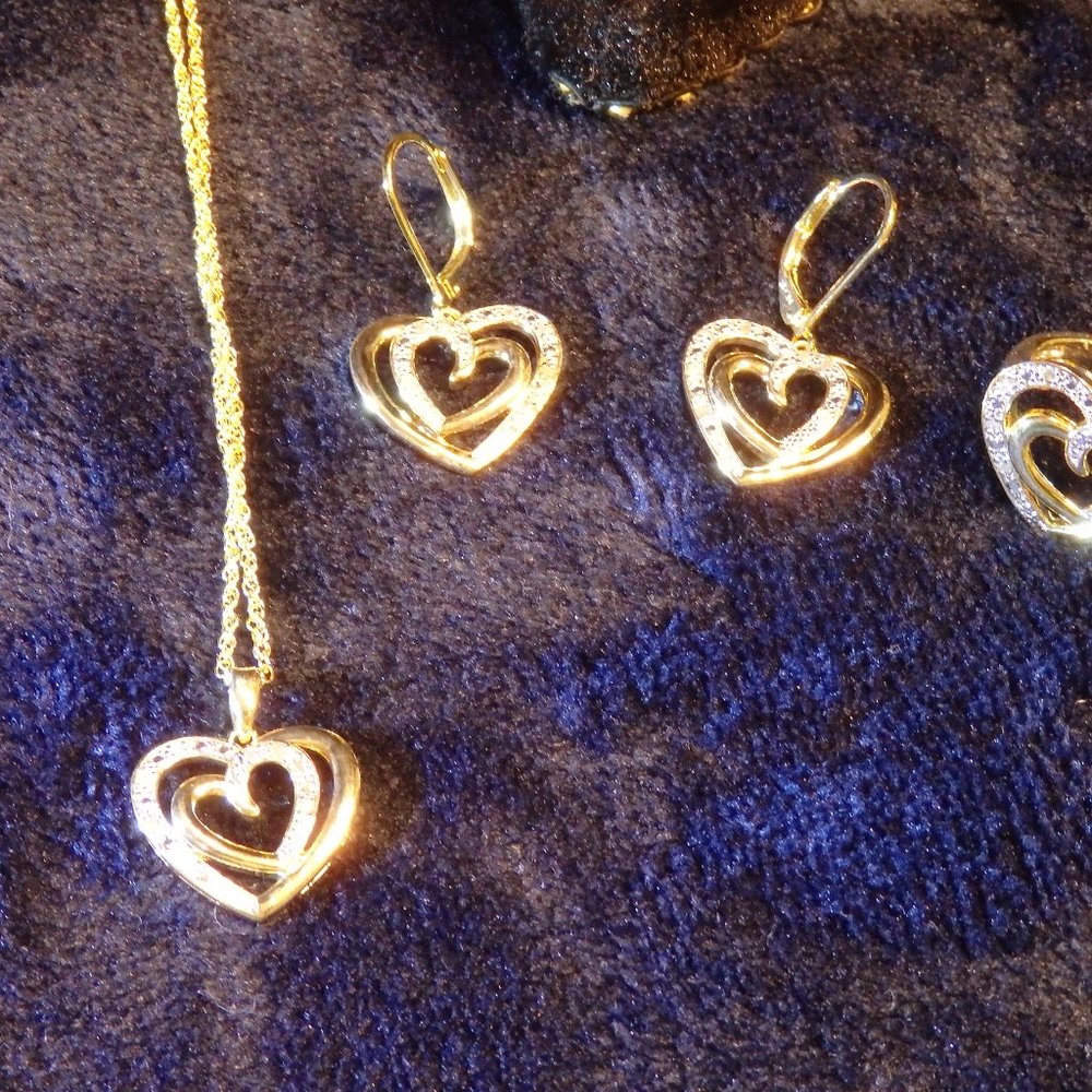Gold Heart Pendant Necklace and Earring Set - Gold Heart Jewelry